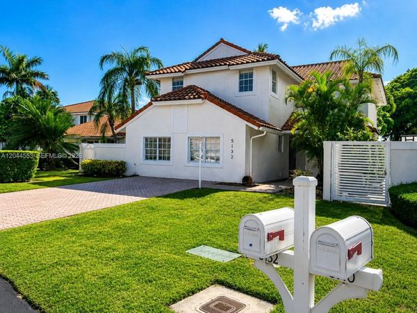 5132 NW 106th Ave , Doral, FL 33178