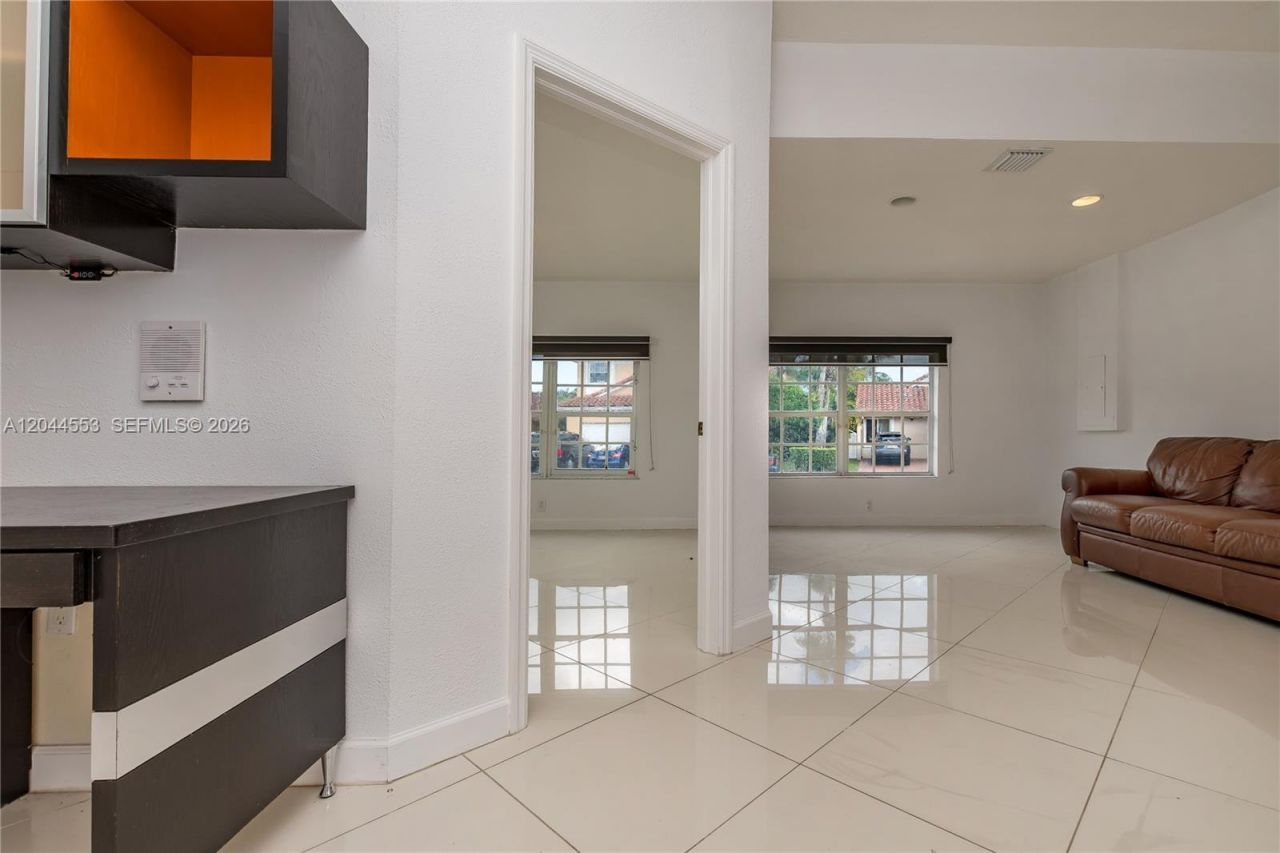 5132 NW 106th Ave , Doral, FL 33178 Photo