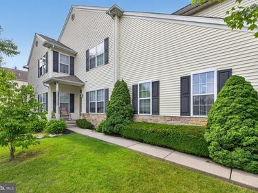 142 WILLOW DRIVE, EASTON, PA 18045