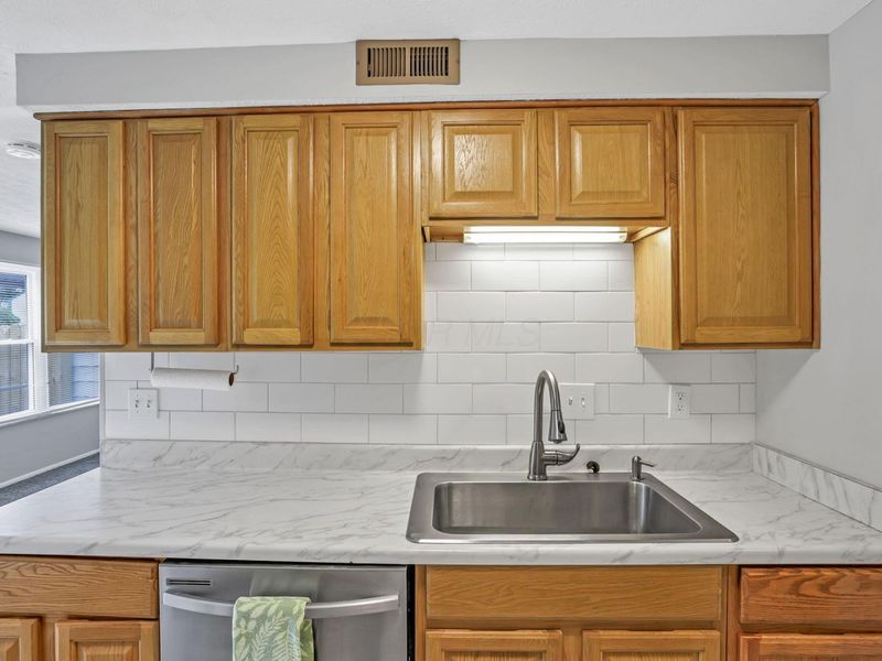 2783 Avati Drive, Unit G2, Columbus, OH 43207 Photo 14