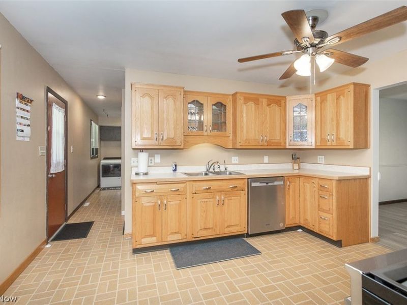 3563 Frawood Drive, Uniontown, OH 44685 Photo 13