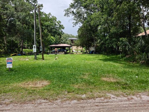 5235 HIDE-A-WAY Drive, Jacksonville, FL 32258