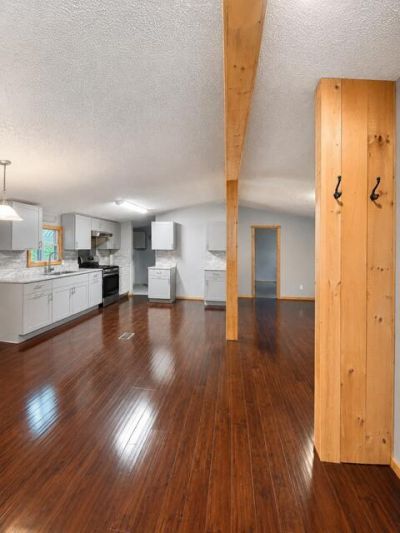 1075 Mockingbird Lane Photo 15