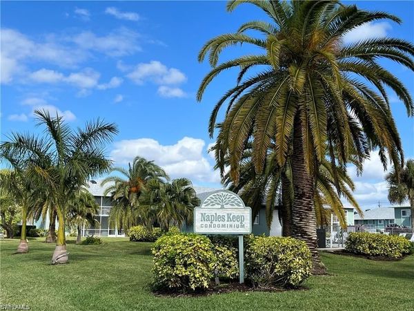 130 Cypress WAY E, Unit 1, NAPLES, FL 34110