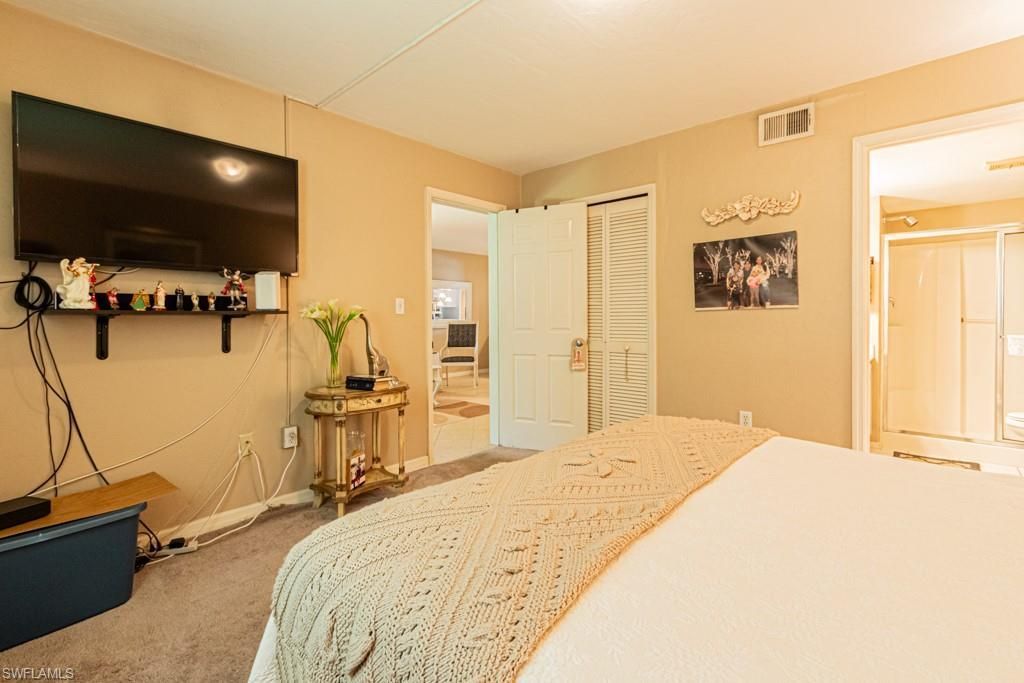 130 Cypress Way E, Unit 1, Naples, FL 34110 Photo