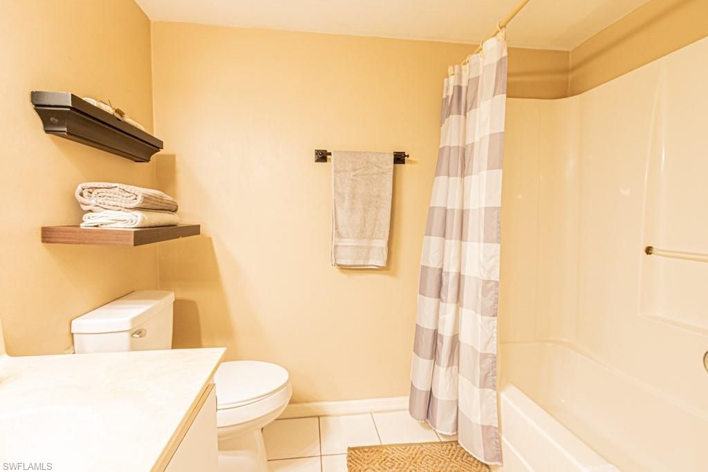 130 Cypress Way E, Unit 1, Naples, FL 34110 Photo