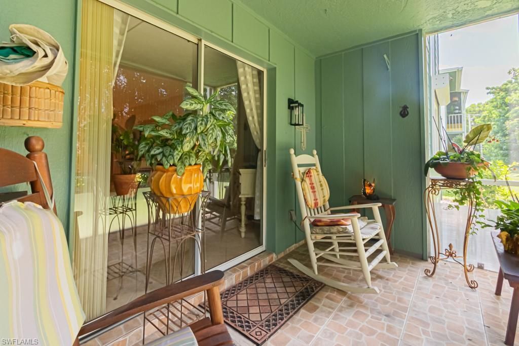 130 Cypress Way E, Unit 1, Naples, FL 34110 Photo