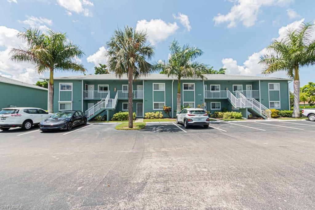 130 Cypress Way E, Unit 1, Naples, FL 34110 Photo