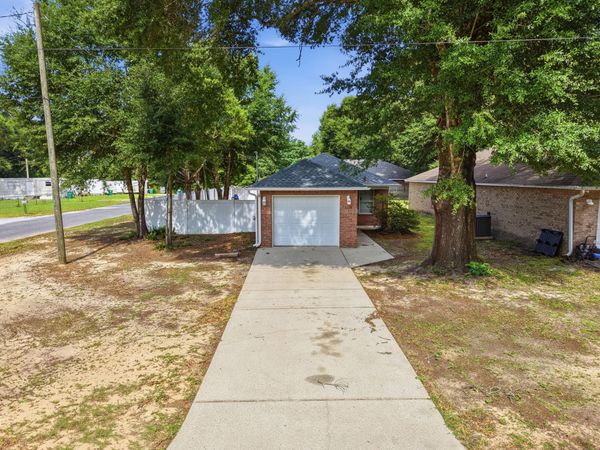 5530 Royal Street, Crestview, FL 32539
