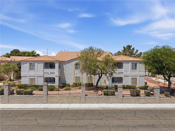 8452 Boseck Drive, Unit 235, Las Vegas, NV 89145