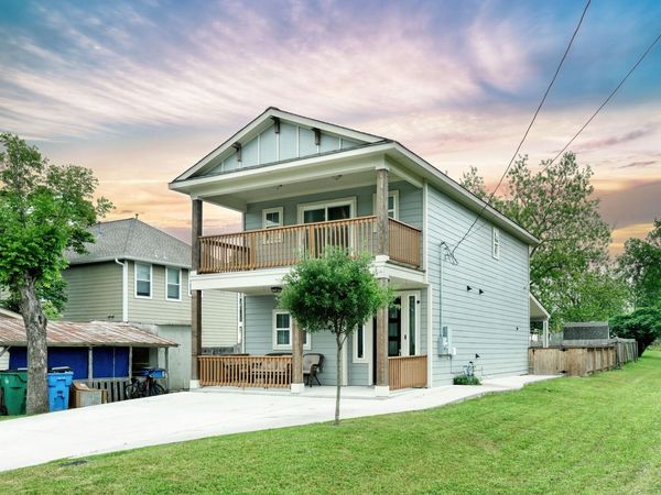 103 W Wilbarger ST, Pflugerville, TX 78660