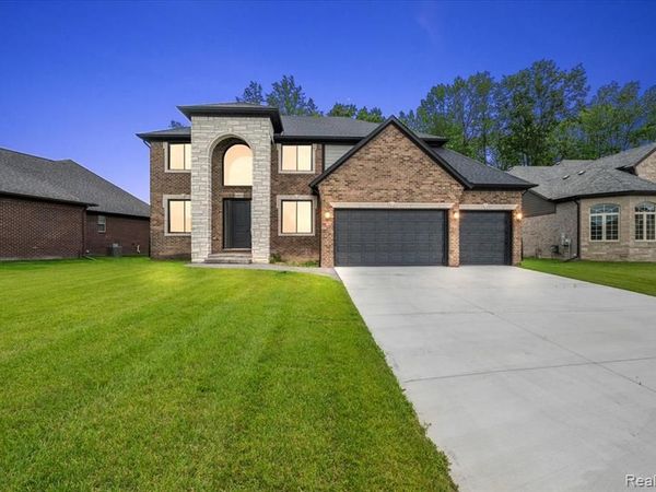24318 Tullymore Drive, Macomb Twp, MI 48042