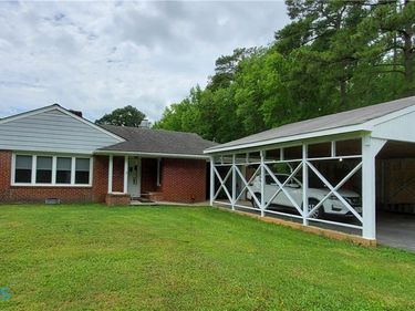 791 N River Road , Bohannon, VA 23021