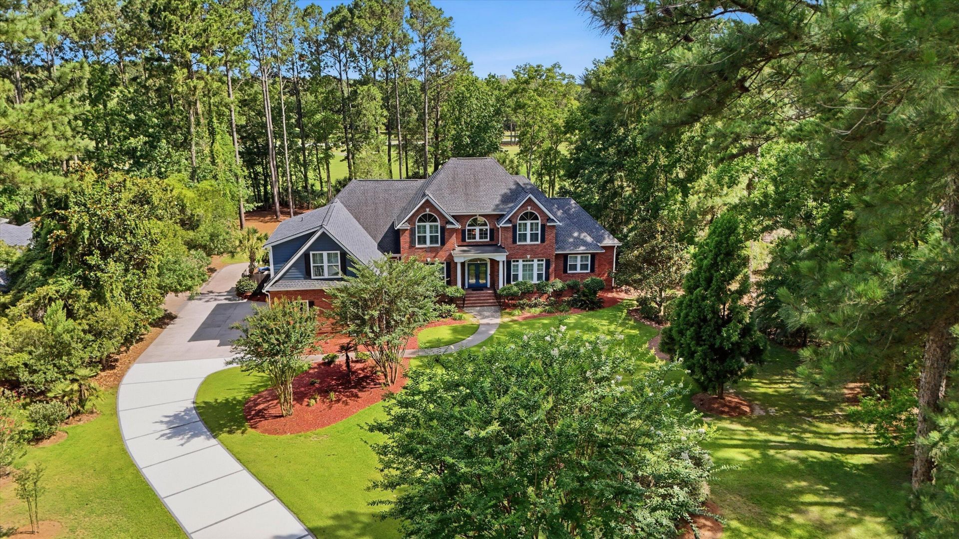 3065 Pignatelli Crescent Photo 10