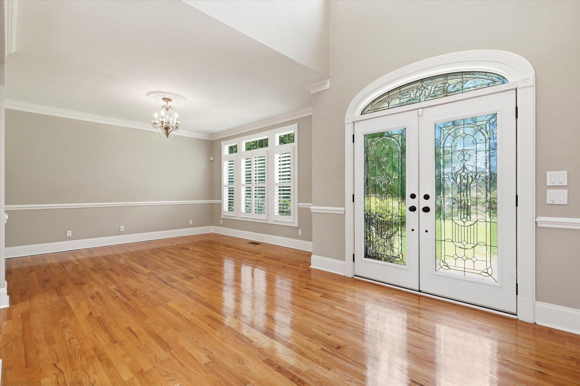 3065 Pignatelli Crescent Photo 14