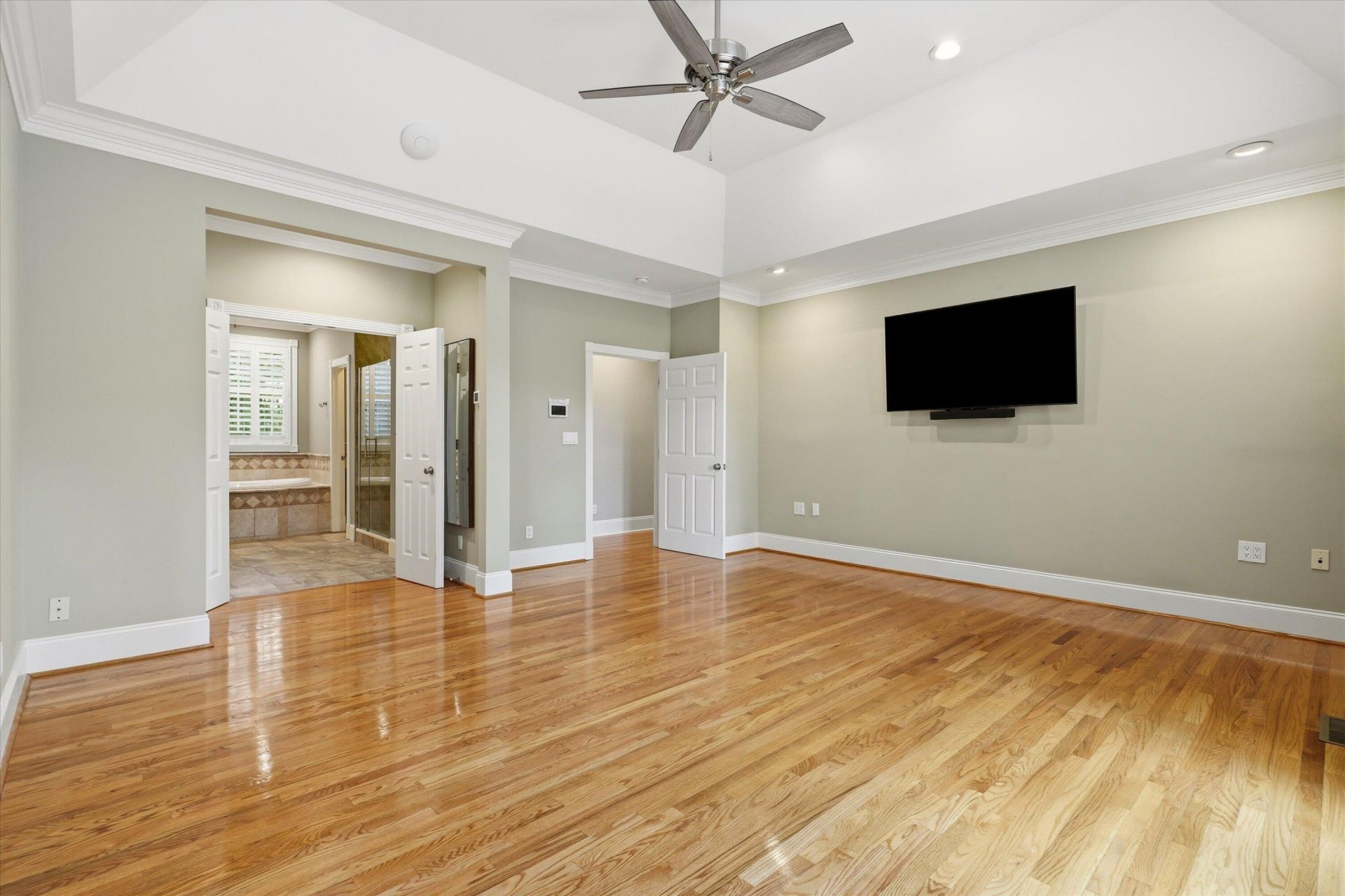 3065 Pignatelli Crescent Photo 30