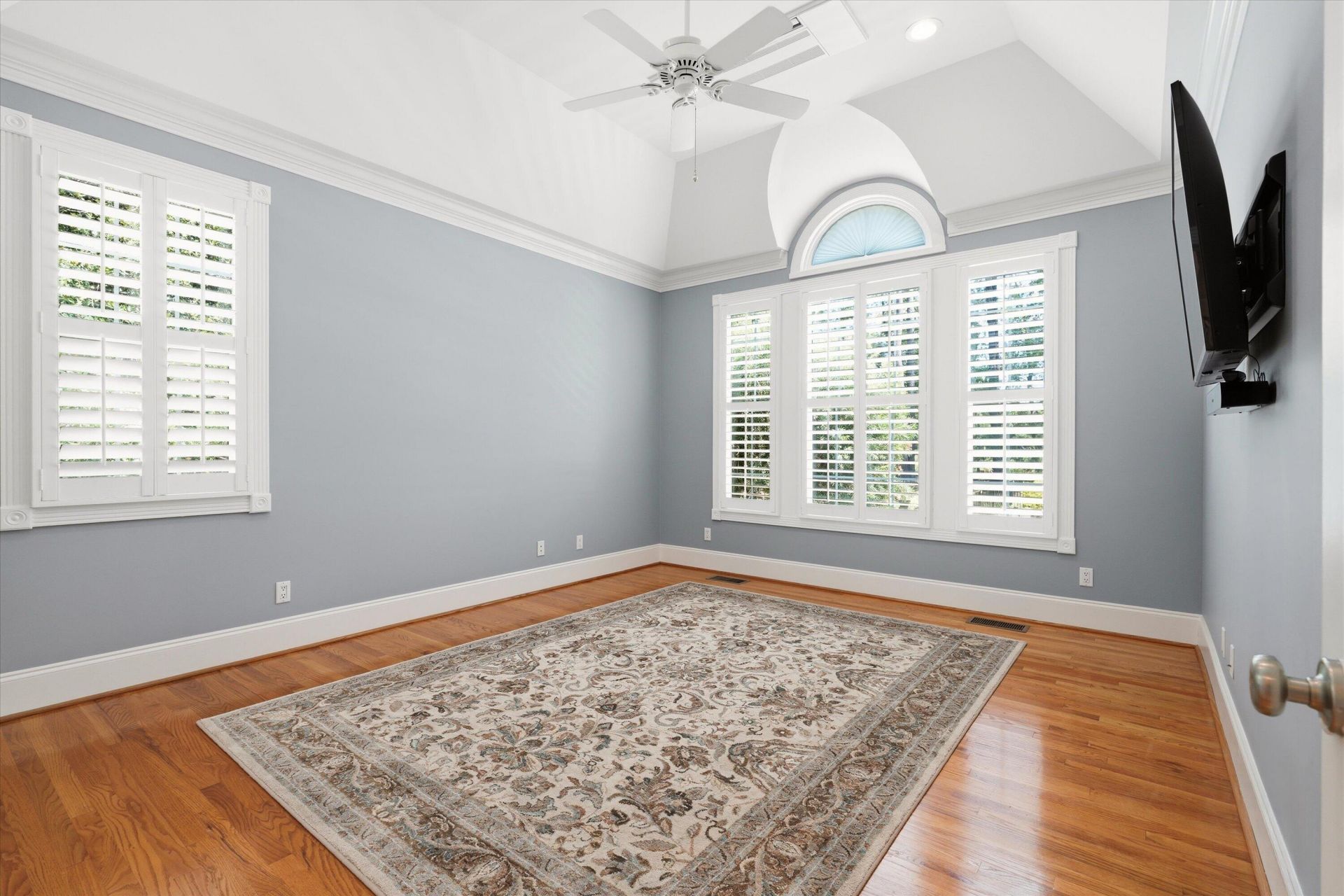 3065 Pignatelli Crescent Photo 36