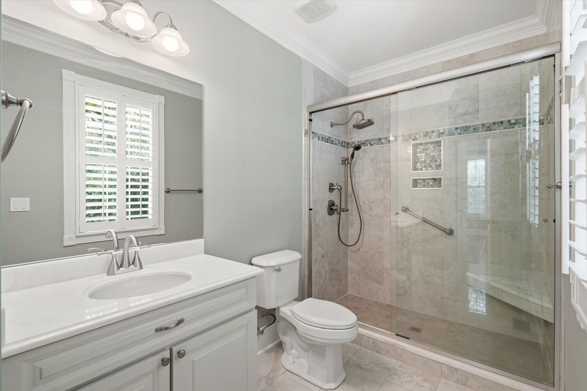 3065 Pignatelli Crescent Photo 37
