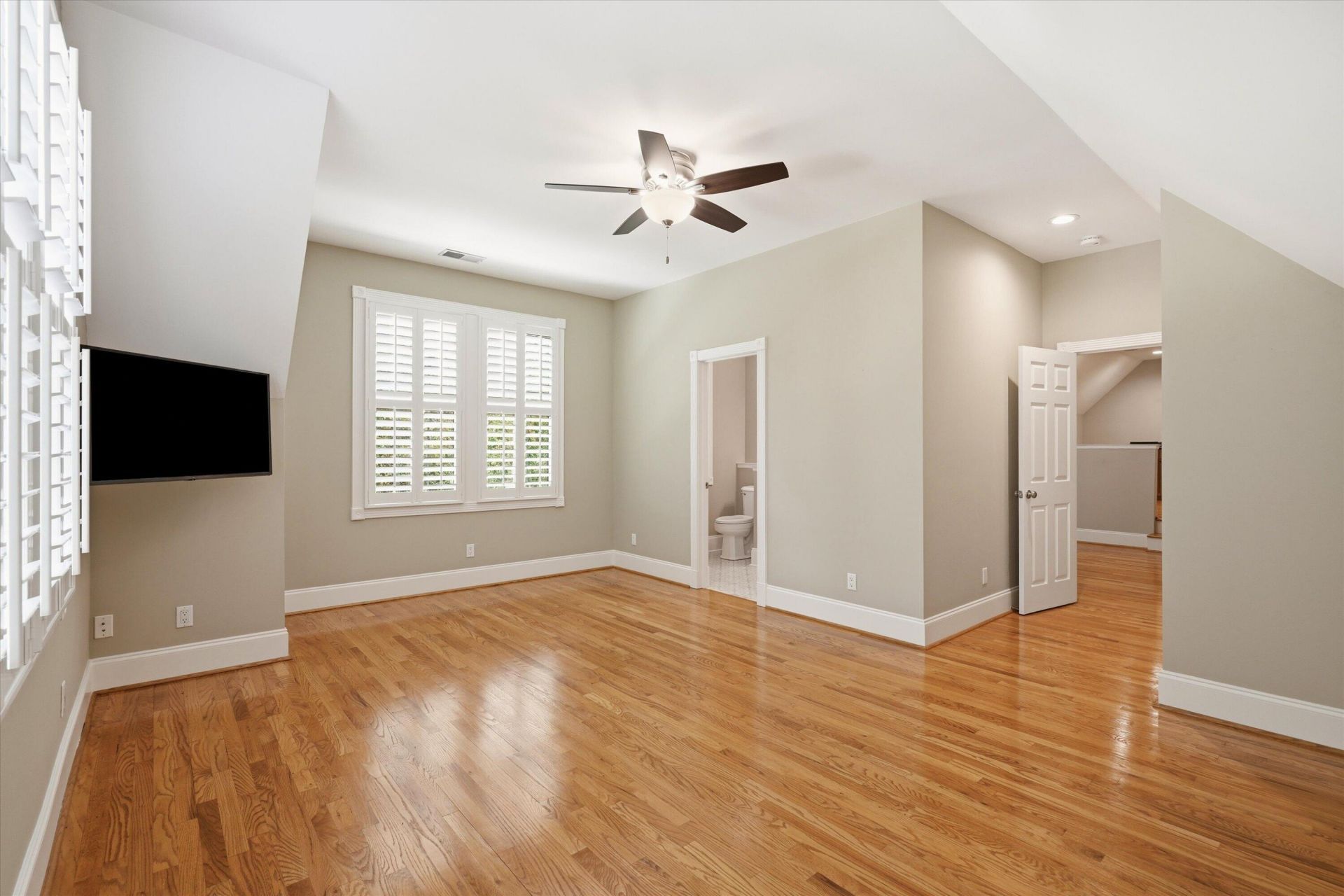 3065 Pignatelli Crescent Photo 43
