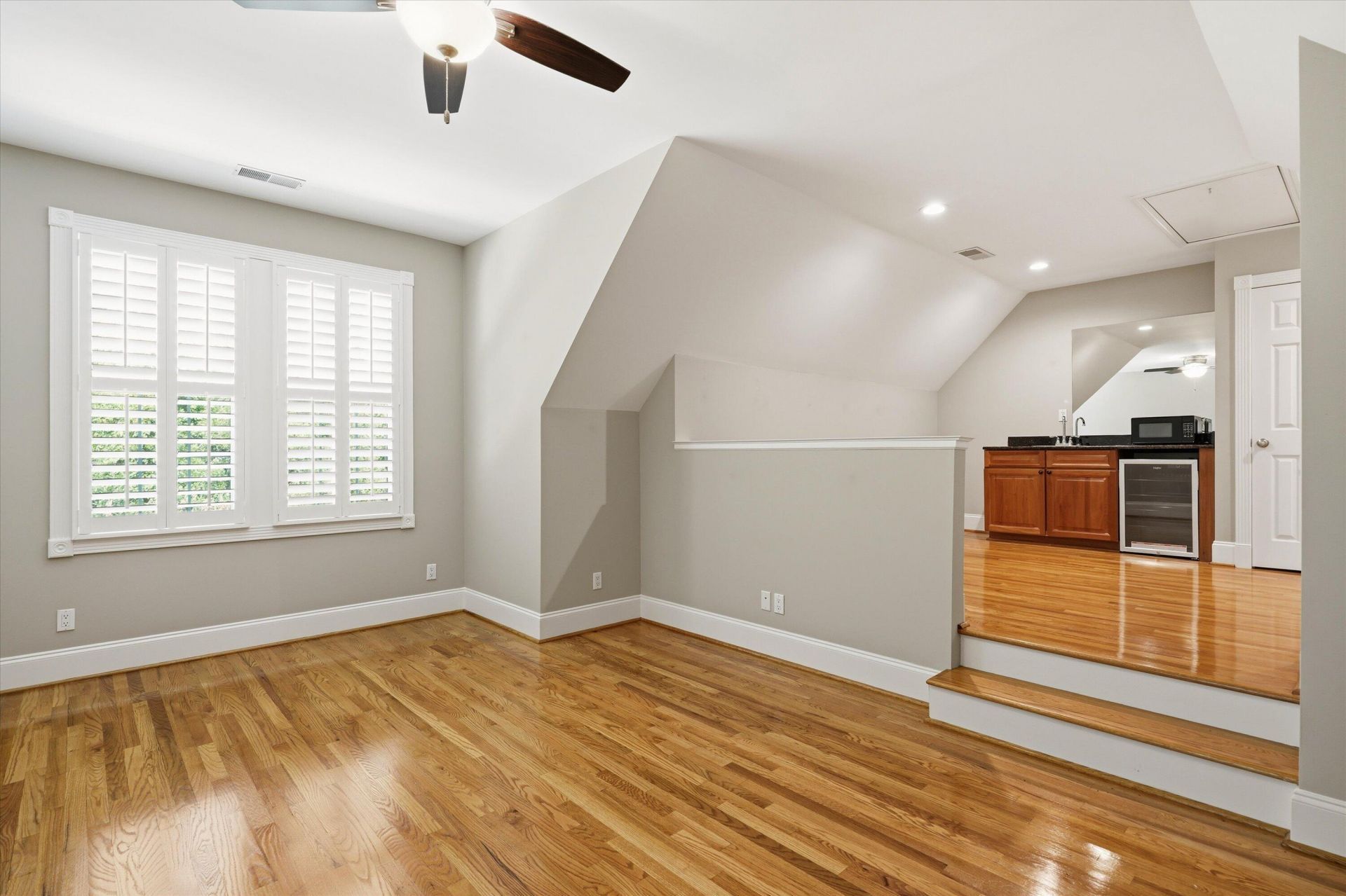 3065 Pignatelli Crescent Photo 49