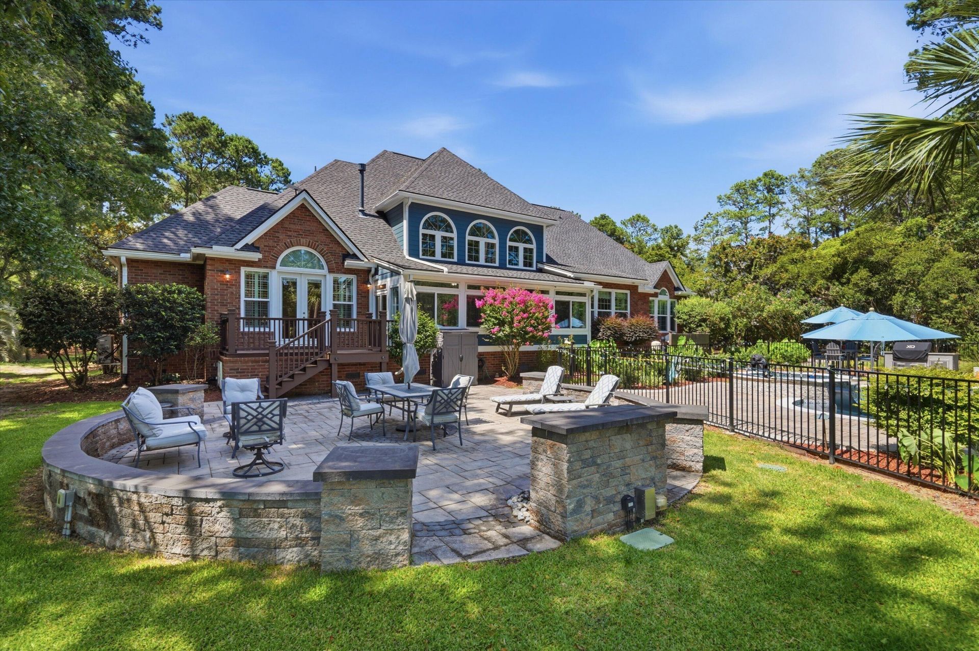 3065 Pignatelli Crescent Photo 56