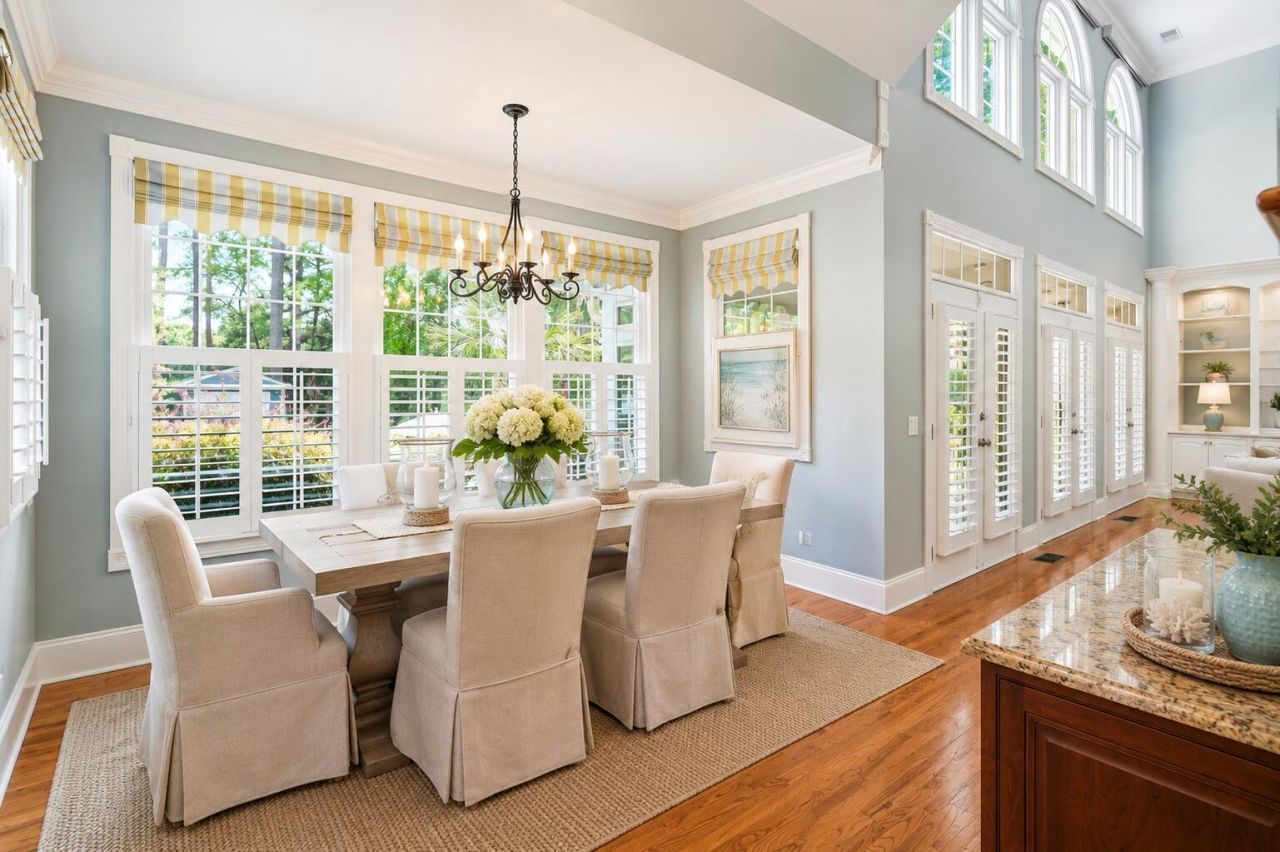 3065 Pignatelli Crescent Photo 6