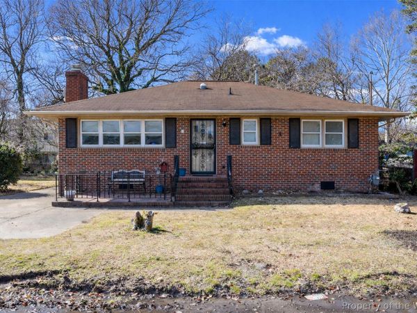 55 Calhoun Street , Hampton, VA 23669