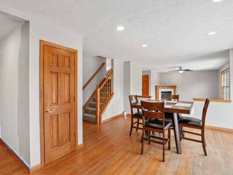 8046 Logan Ridge Drive, West Chester, OH 45069 Photo 18