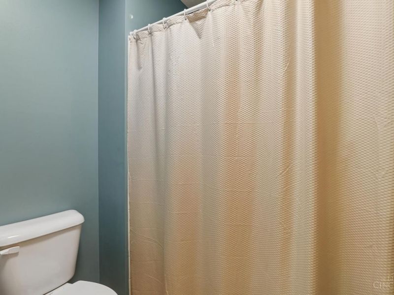 8046 Logan Ridge Drive, West Chester, OH 45069 Photo 30