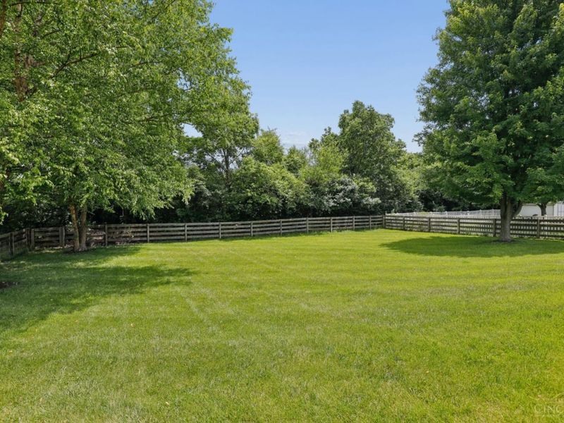 8046 Logan Ridge Drive, West Chester, OH 45069 Photo 43
