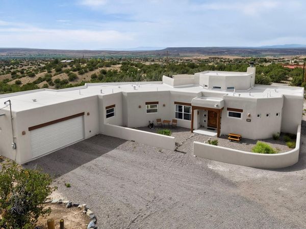 29 Ridge Road, Placitas, NM 87043