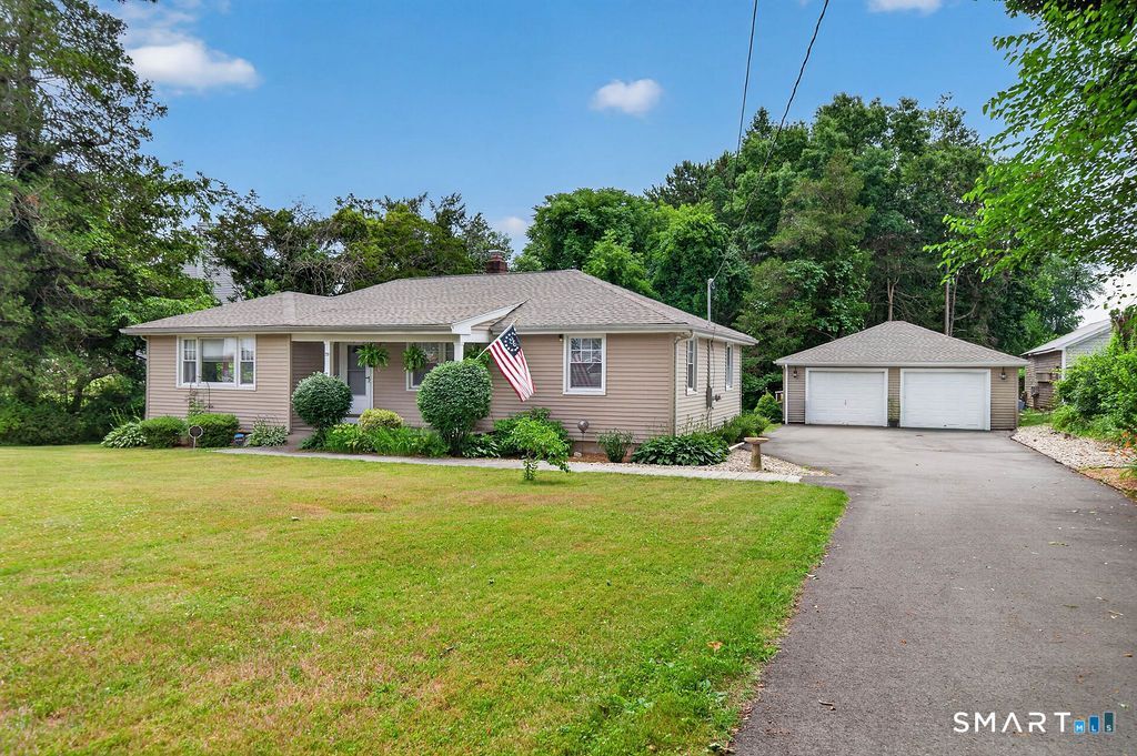 20 West End, Branford, CT 06405 Main Photo