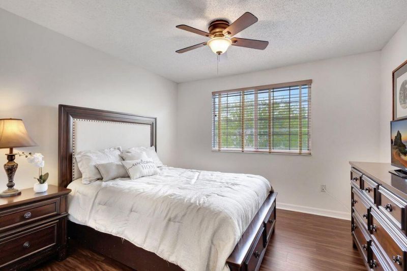1400 S Crestwood Court S, Unit 1407, Royal Palm Beach, FL 33411 Photo