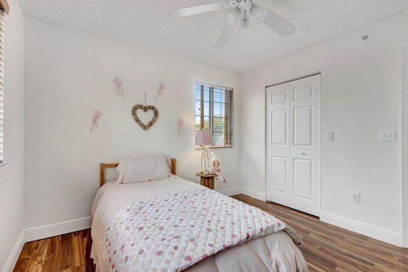 1400 S Crestwood Court S, Unit 1407, Royal Palm Beach, FL 33411 Photo