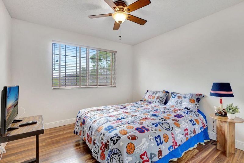 1400 S Crestwood Court S, Unit 1407, Royal Palm Beach, FL 33411 Photo