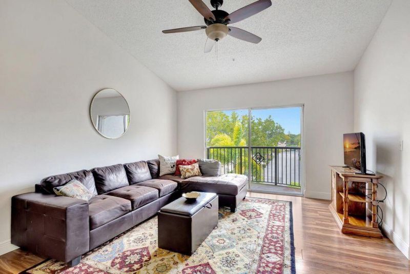 1400 S Crestwood Court S, Unit 1407, Royal Palm Beach, FL 33411 Photo