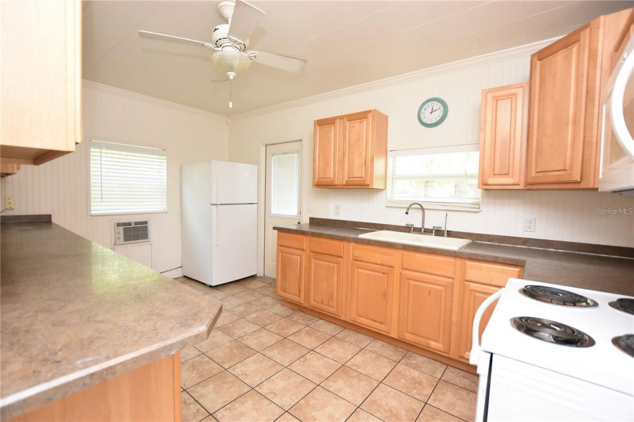928 E Valencia Street , Lakeland, FL 33805 Photo