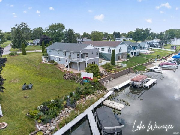 11348 N Biscayne Drive, Cromwell, IN 46732