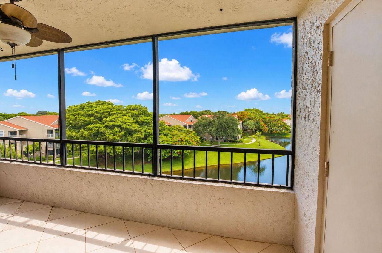 2070 Homewood Boulevard, Unit 5050, Delray Beach, FL 33445 Photo