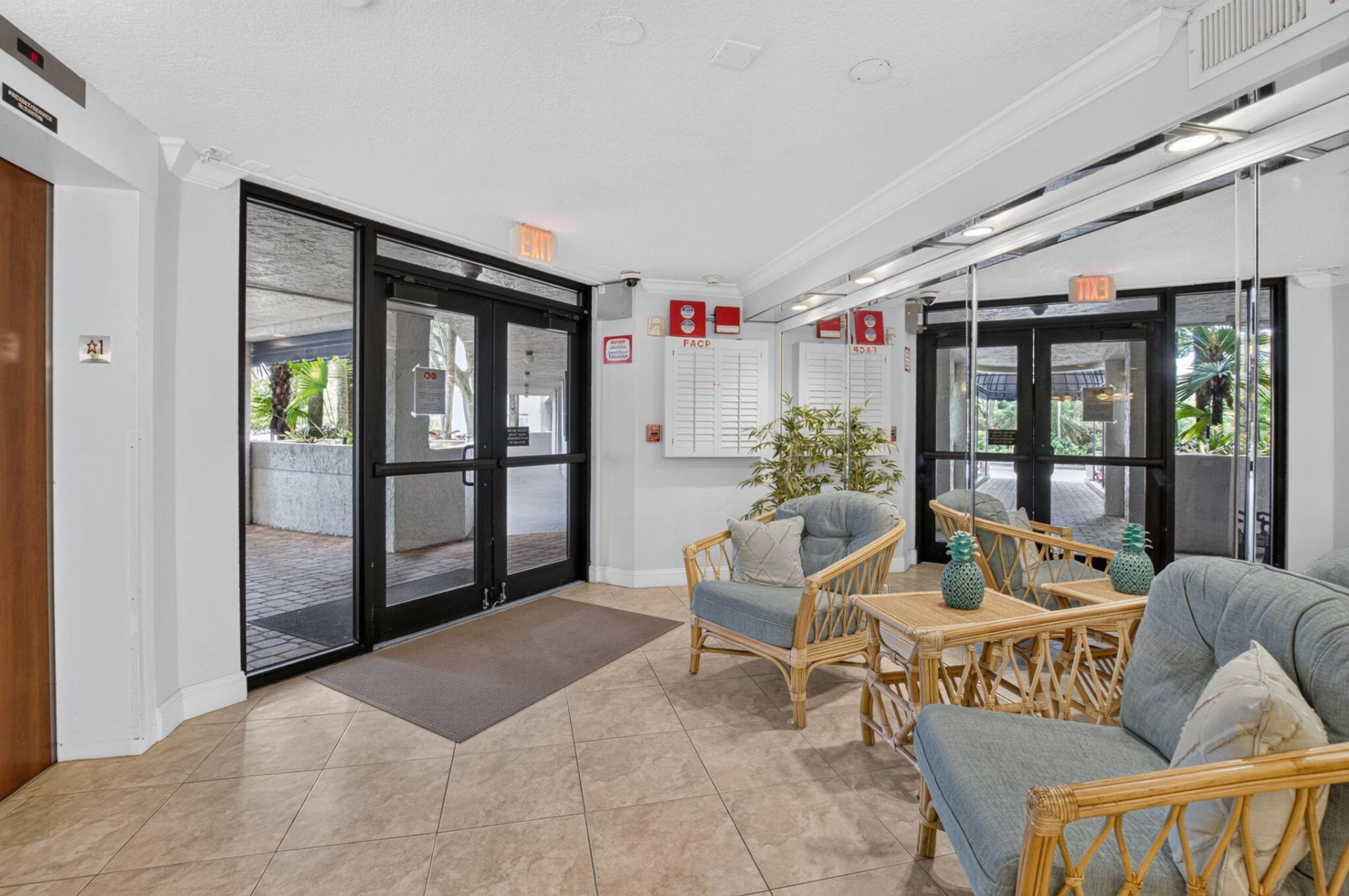 2070 Homewood Boulevard, Unit 5050, Delray Beach, FL 33445 Photo