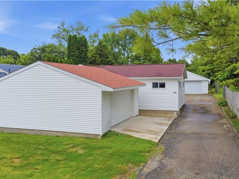 310 N Gebhart Church Road, Miamisburg, OH 45342 Photo 2