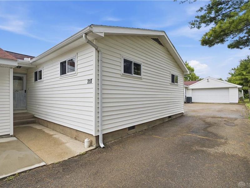 310 N Gebhart Church Road, Miamisburg, OH 45342 Photo 36