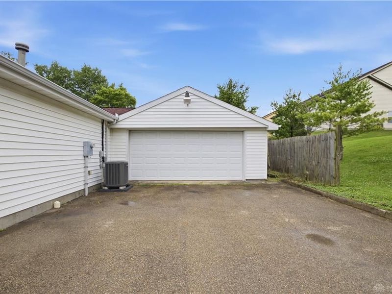 310 N Gebhart Church Road, Miamisburg, OH 45342 Photo 5