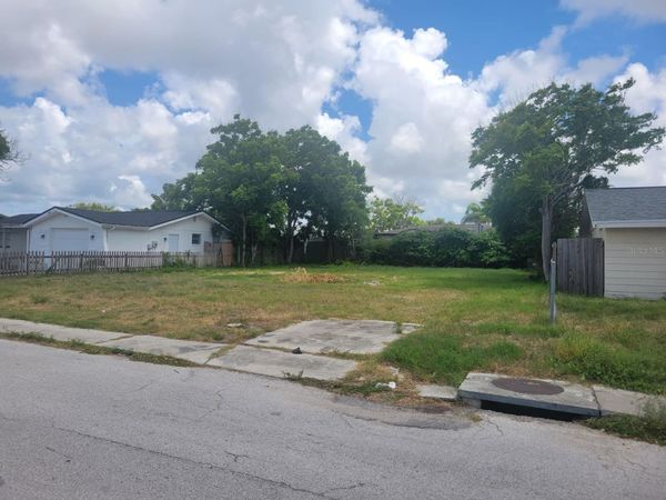 7404 INGLESIDE DRIVE , PORT RICHEY, FL 34668