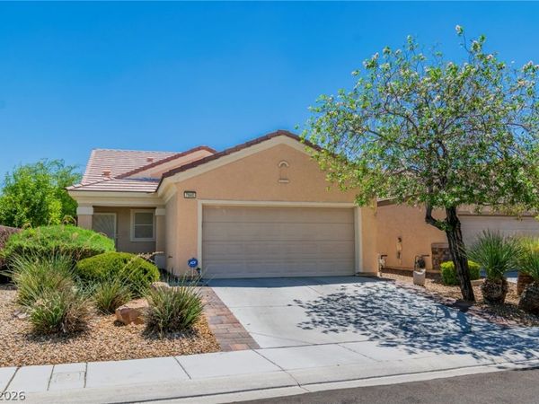 7940 Golden Warbler Street , North Las Vegas, NV 89084
