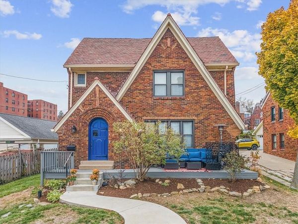 540 Lansdale Pl , Pittsburgh, PA 15228
