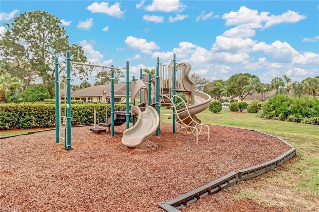 3180 Seasons Way , Unit 909, Estero, FL 33928 Photo
