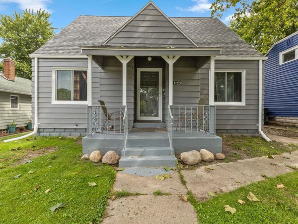 123 DonMoyer Avenue, South Bend, IN 46614