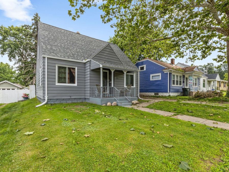 Property Image 4
