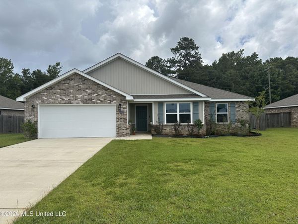 15250 Cypress Way, Biloxi, MS 39532